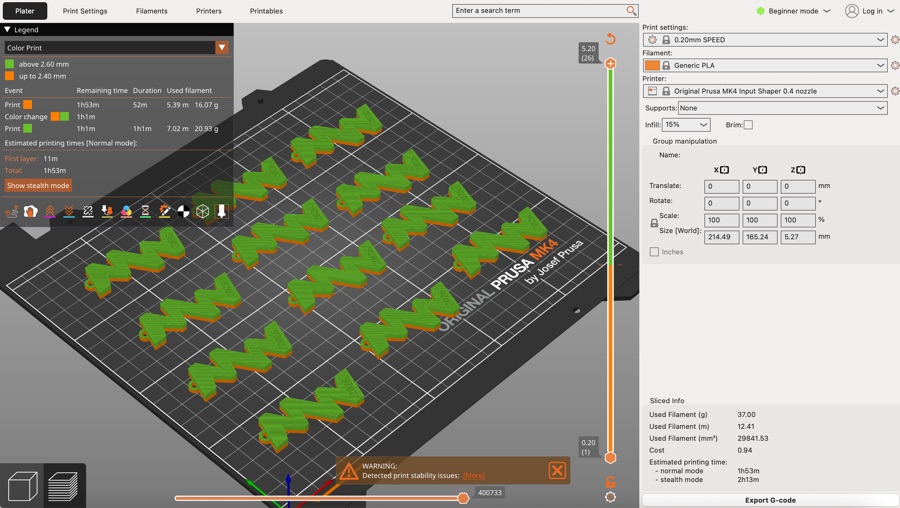 PrusaSlicer screenshot showing MW-shaped keychains laid out on a print bed for a color-change 3D print
